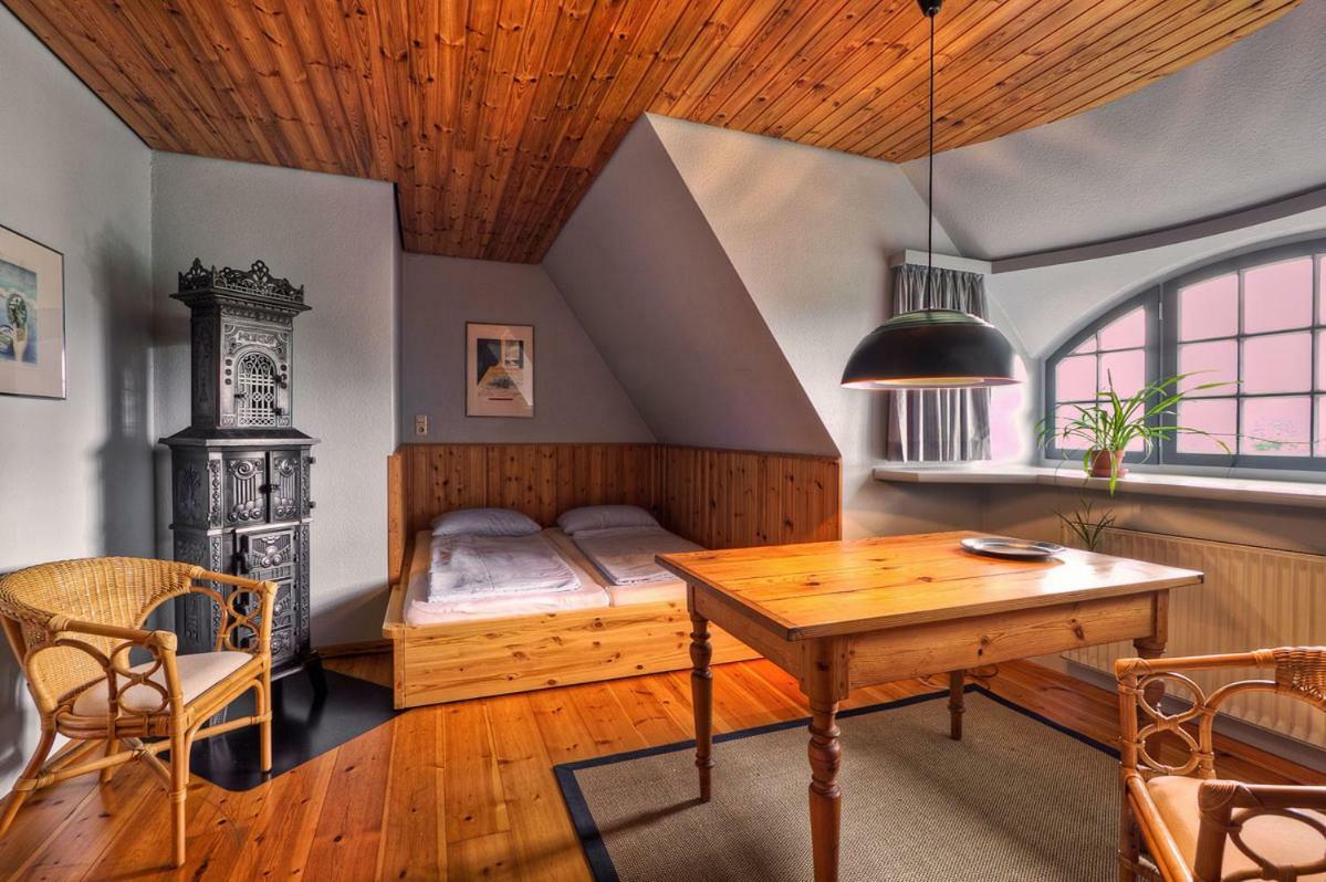 Tom Diek Apartment Jork